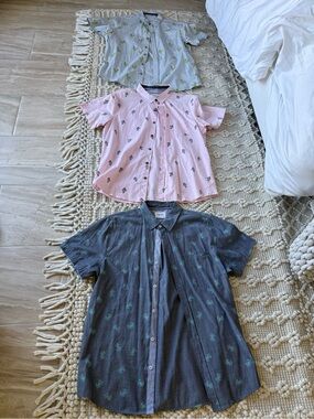 Sovereign Code Short-Sleeve Button-Up Shirt Trio — Pink, Gray, and Navy